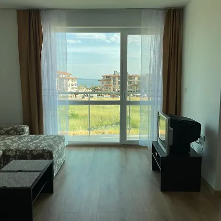 апартамент в сарафово Apartment Burgas